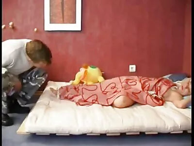 sarışın MİLF berbat horoz ve atlar yerli amcık üzerinde horoz
