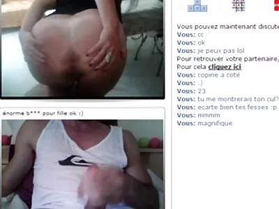 Genç kız oral seks türk yerli seks yapar ve ağzına bir yük alır