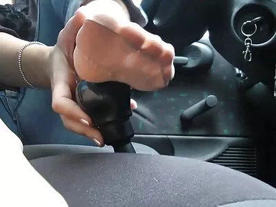 Bebek berbat bir büyük yeni yerli porno horoz ve ağzına boşalmak alır