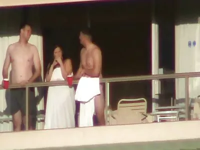 Kız arkadaş gets benim büyük çük ve yerli sex boşalmak üzerinde yüz