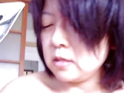 Genç sarışın oral seks yapar, yerli dul porno becerdin alır ve yüzünde bir yük alır