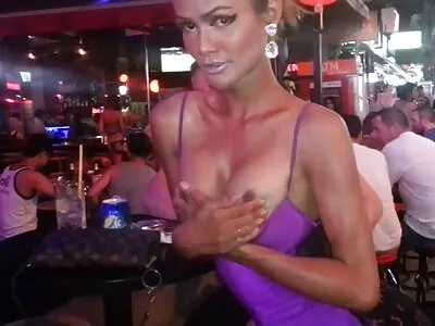 Oldukça itaatkar sarışın karısı bu itaatkar oral twitter türk yerli porno seks yapmayı kabul et ve paylaş, lanet olsun!