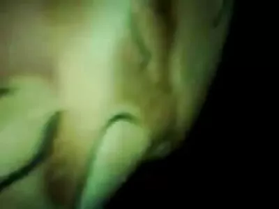Kız arkadaşımı baştan çıkardım ve oral yerli gizli çekim seks yaptık