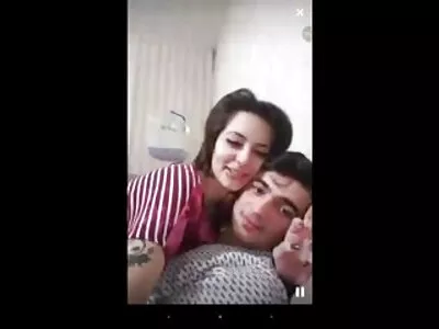 Evde derin sikisyerli anal penetrasyon eylem